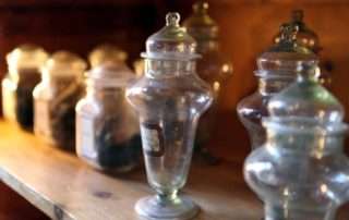 C'è un modo per capire quando un profumo è "vecchio"? - Accademia del Profumo C'è un modo per capire quando un profumo è "vecchio"? - Accademia del Profumo