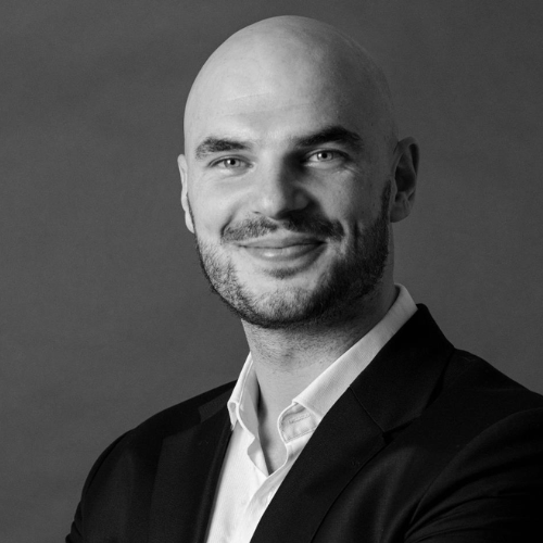 Oliver Riva<br> e Takasago - Accademia del Profumo